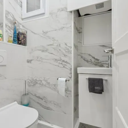 Elegance Parisienne Pres Des Champs-elysees Apartman